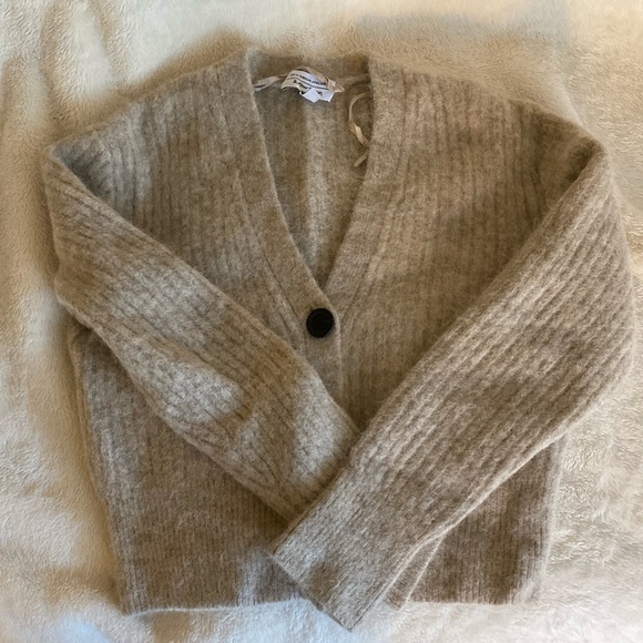 & other stories cream colored wool and alpaca blend cardigan. Size S - Picture 1 of 5